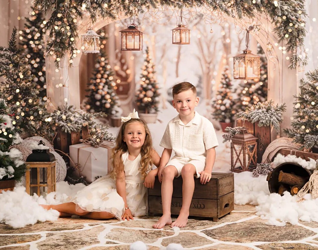 Christmas Mini Session - Indoor with backdrop and props